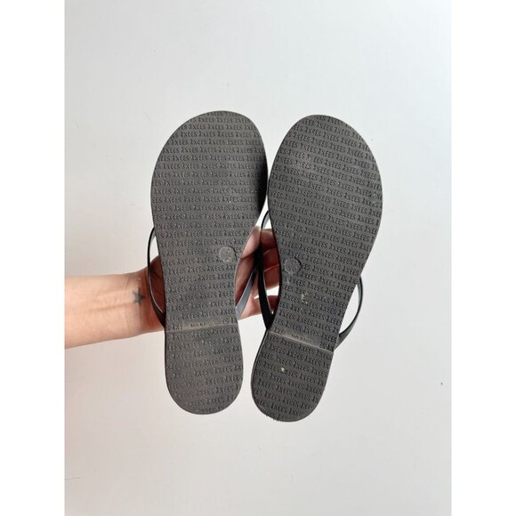 TKEES Lily Liners Black Leather Round Toe Thong Flip Flops, Size 6/37 - Picture 9 of 11